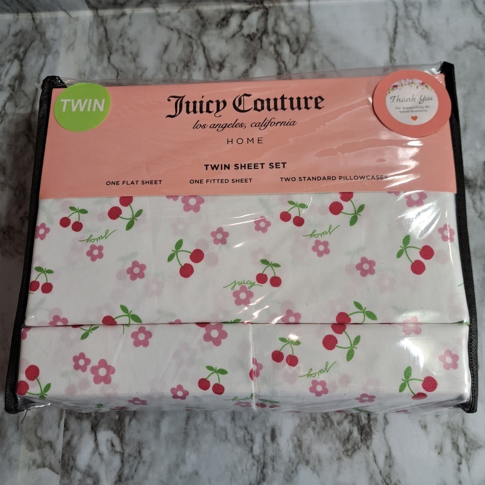 Juicy Couture Twin Sheet Set White/Pink/Red One Flat Sheet One‎ Fitted Sheet